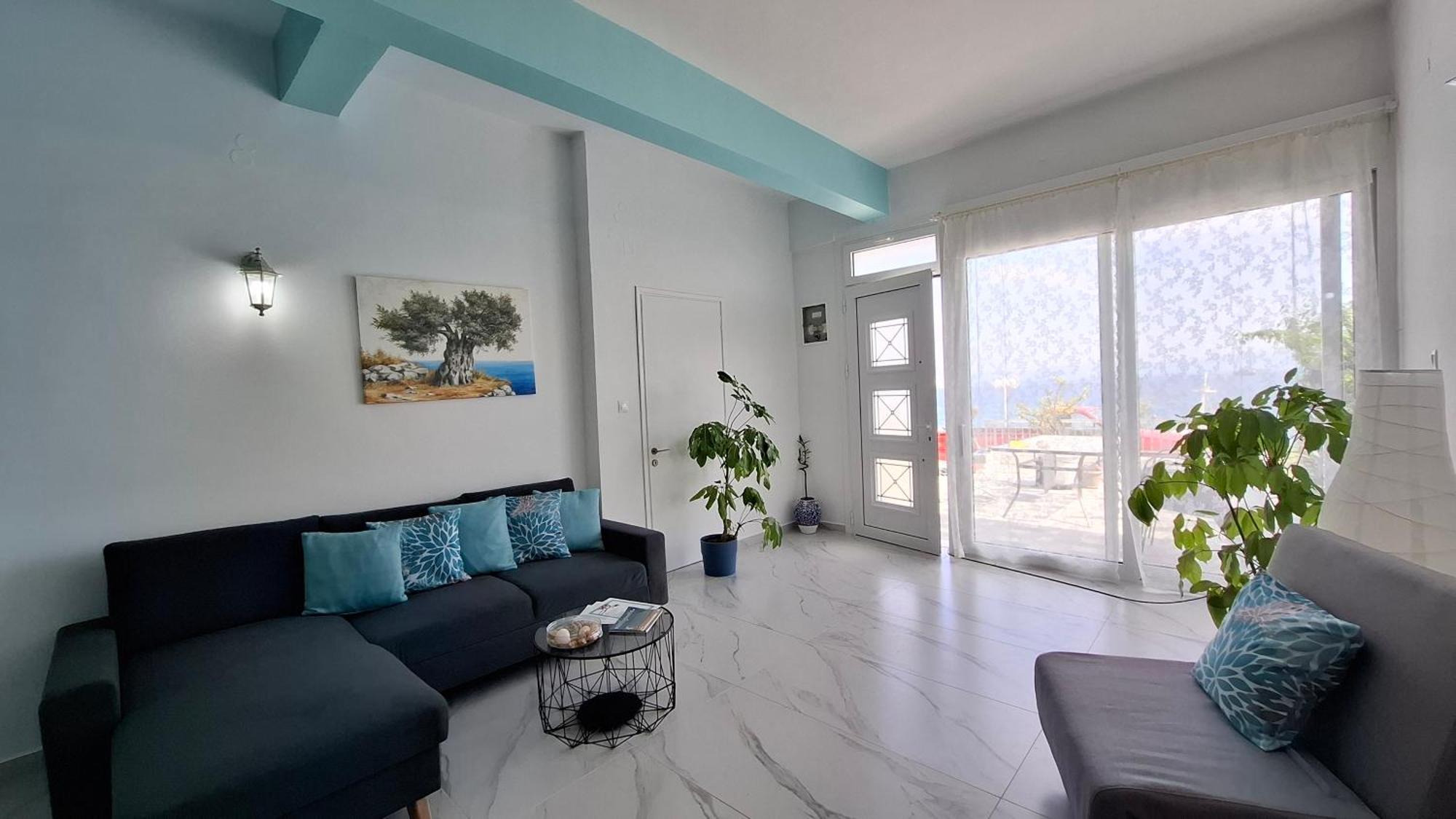 Antony's Sea View Holiday home